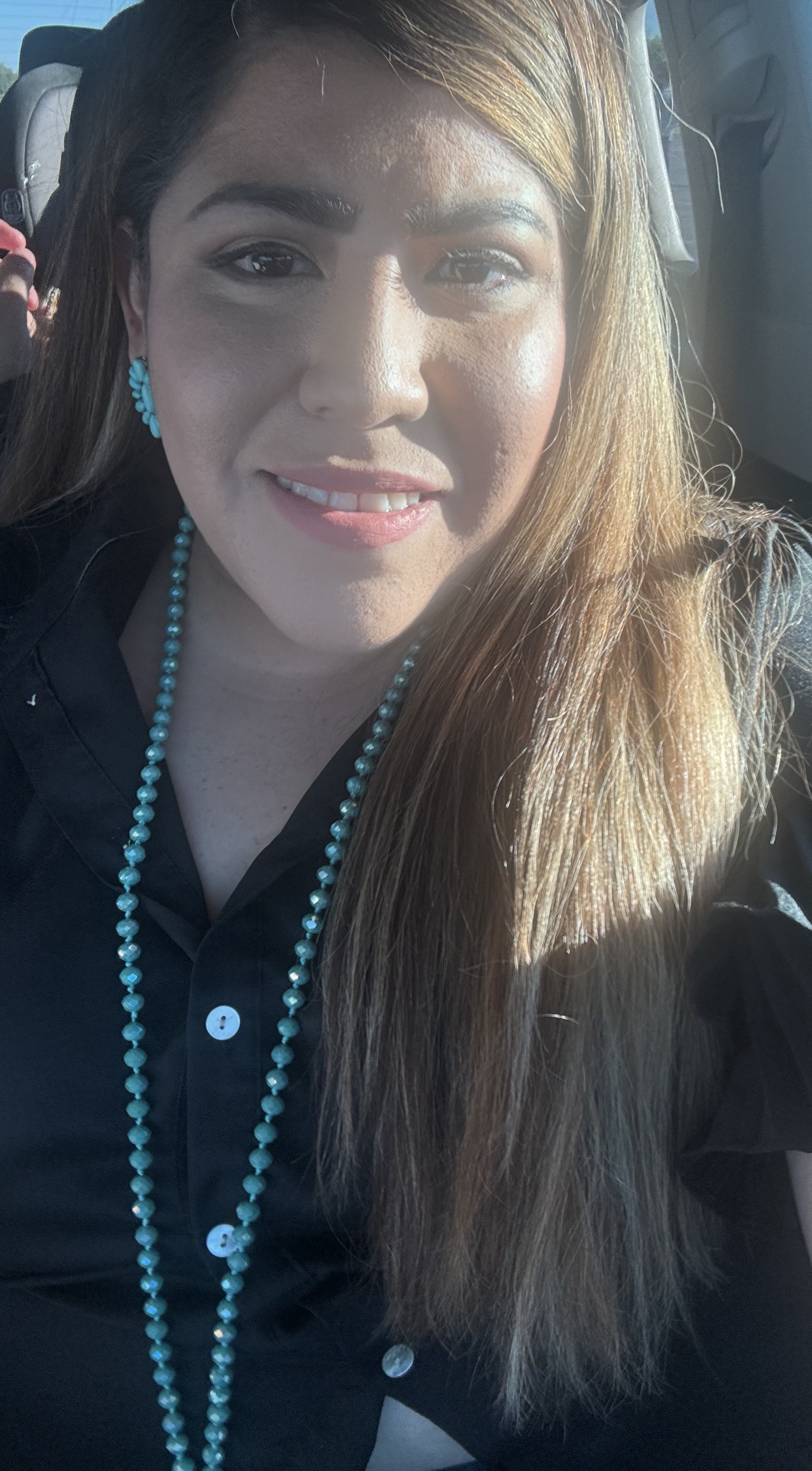Jana Hernandez Headshot